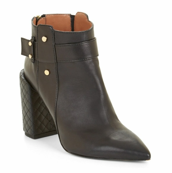 bcbgmaxazria ankle boots
